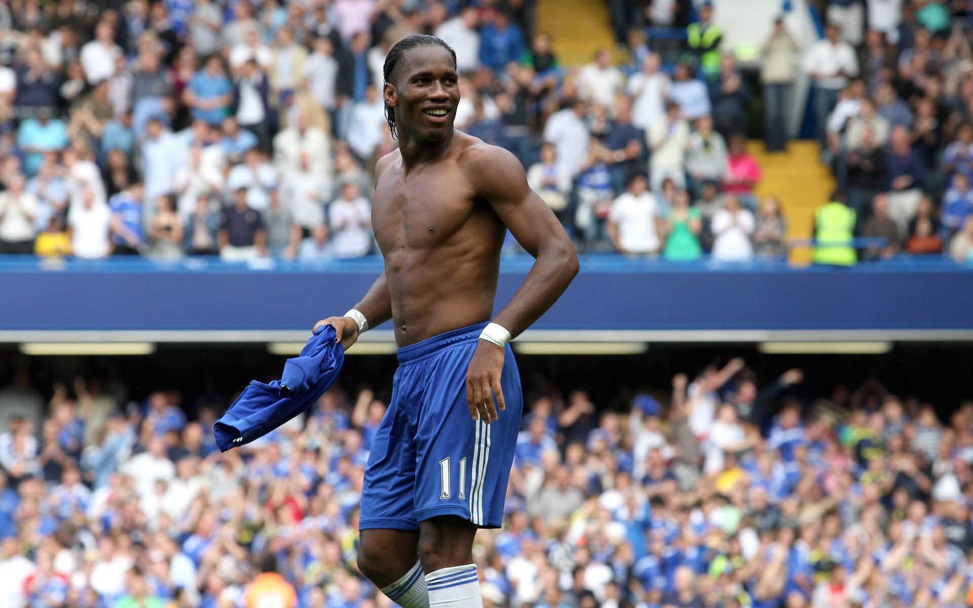 爱游戏官方-莱德基展现强大心理素质与体能，莱德基实力